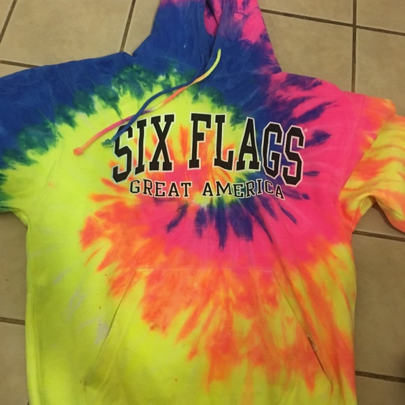 Sweater - Picture 2 of 2